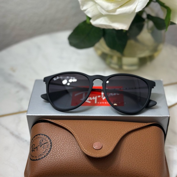 NEW! Ray-Ban Black Sunglasses